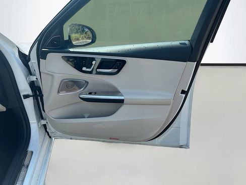 Used 2022 Mercedes-Benz C 300 Sedan w/ Exclusive Trim Package image 21