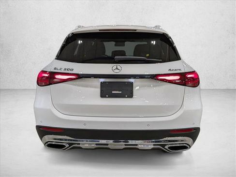 Used 2026 Mercedes-Benz GLC 300 4MATIC image 7