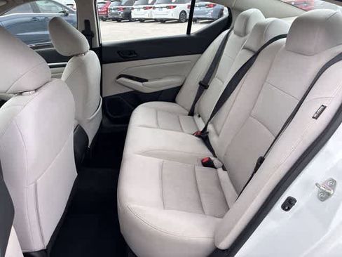 Used 2023 Nissan Altima 2.5 SV FWD image 20