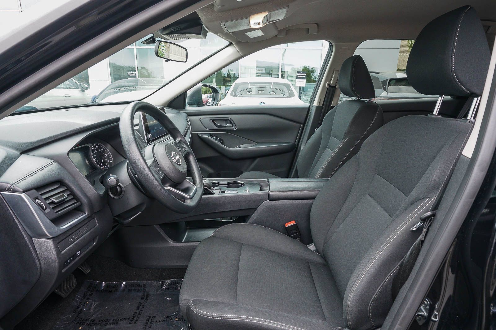 Used 2024 Nissan Rogue S FWD image 18