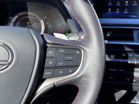 Used 2019 Lexus UX 250h F Sport w/ F Sport Premium Package image 12