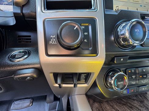 Used 2018 Ford F250 Lariat w/ Lariat Ultimate Package image 25