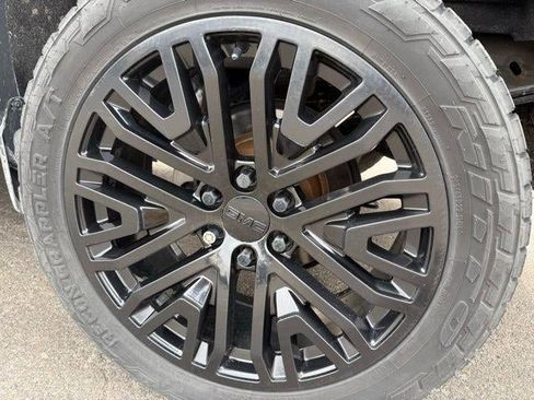 Used 2017 GMC Sierra 1500 Denali w/ Denali Ultimate Package image 14