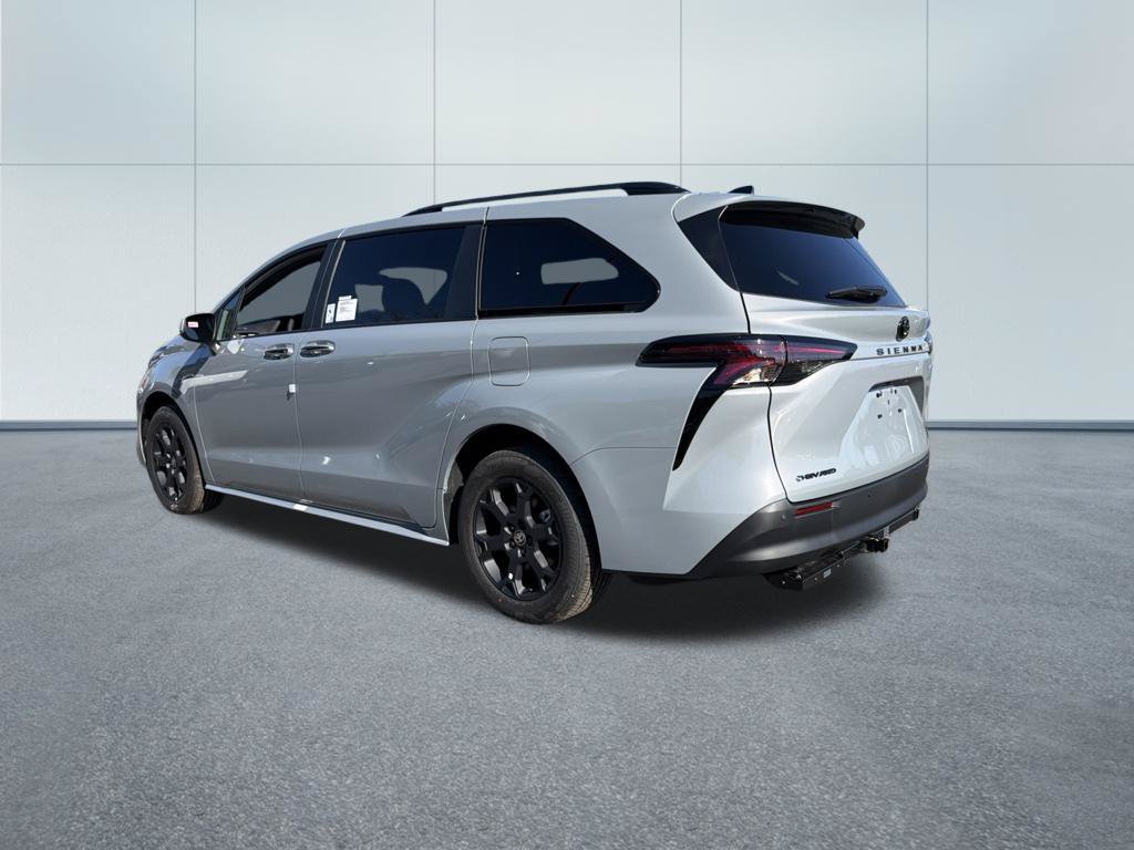 New 2026 Toyota Sienna XLE Woodland Edition AWD/4WD image 7