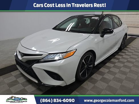 Used 2020 Toyota Camry XSE FWD image 1