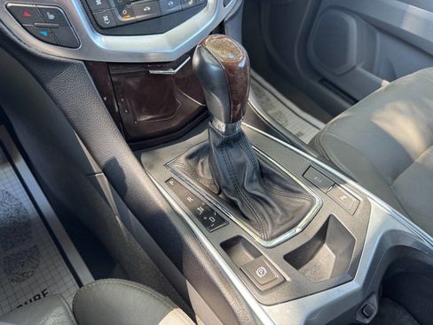 Used 2011 Cadillac SRX Luxury FWD image 20