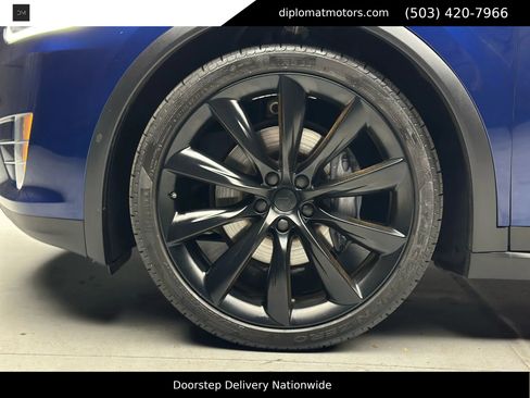 Used 2018 Tesla Model X 100D image 34