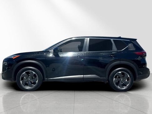 Used 2024 Nissan Rogue SV AWD/4WD image 7