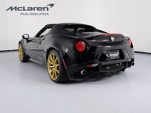 Used 2016 Alfa Romeo 4C Spider image 8