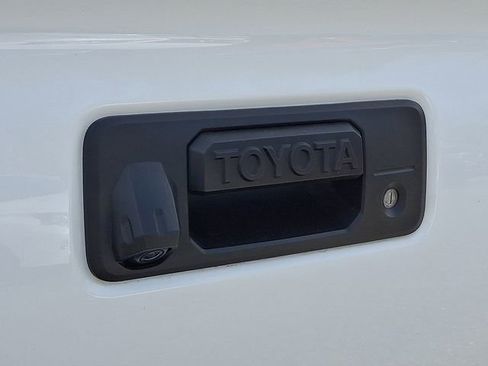 Used 2023 Toyota Tacoma TRD Off-Road AWD/4WD image 32