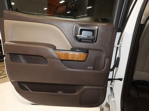 Used 2018 GMC Sierra 1500 SLT w/ SLT Premium Package AWD/4WD image 19