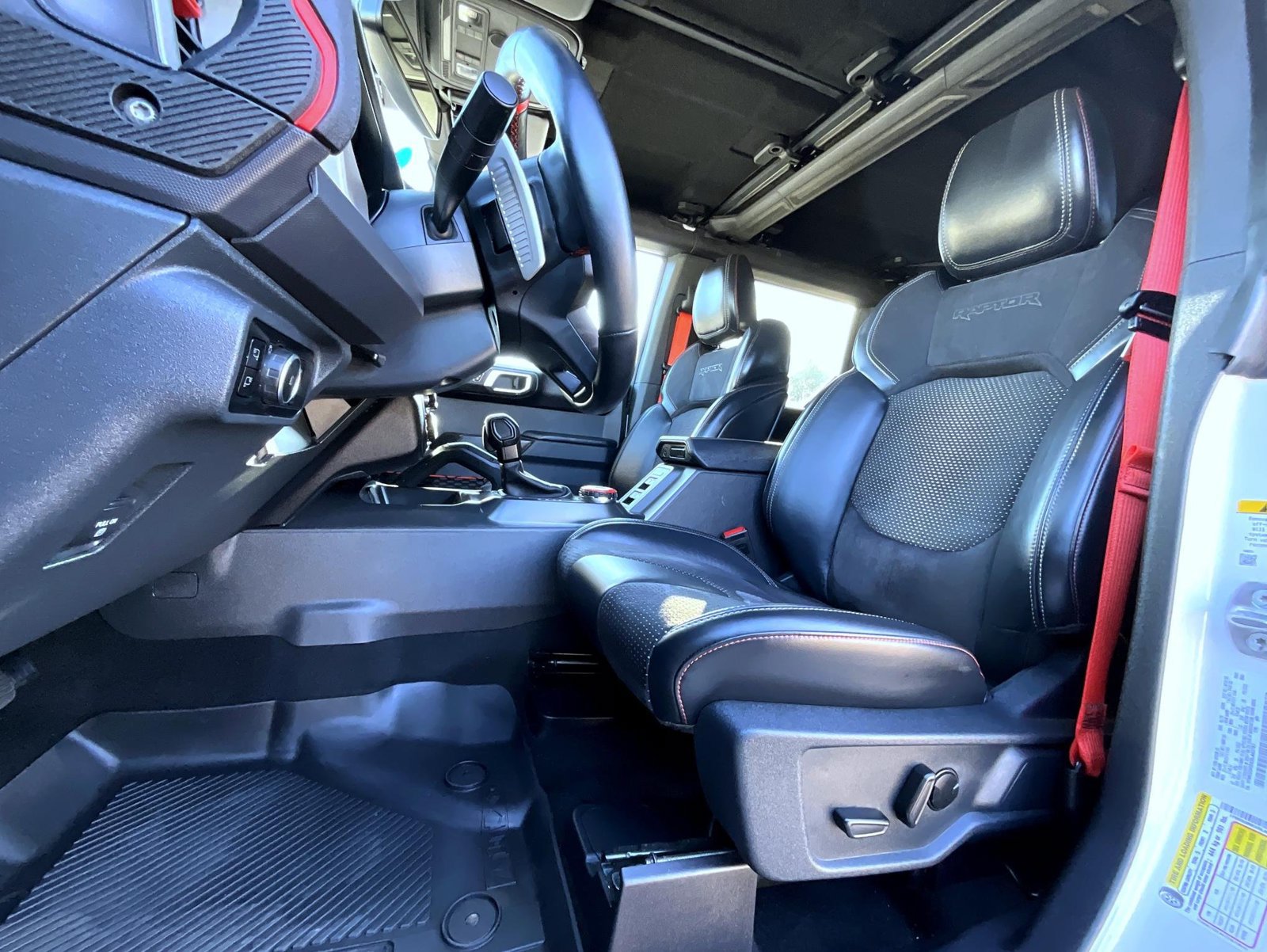 Used 2024 Ford Bronco Raptor AWD/4WD image 13
