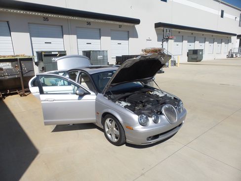 Used 2003 Jaguar S-TYPE R image 53