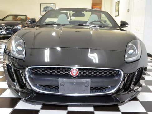Used 2016 Jaguar F-TYPE Convertible image 4