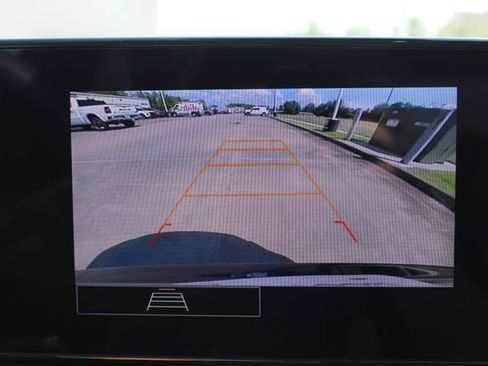 Used 2024 Chevrolet Trax LS w/ LS Convenience Package FWD image 19