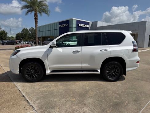 Used 2020 Lexus GX 460 Premium w/ Premium Package AWD/4WD image 2