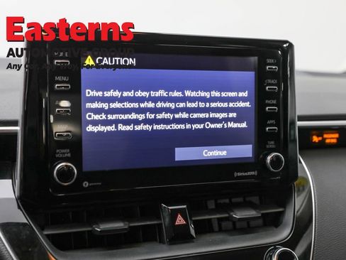 Used 2021 Toyota Corolla LE w/ Protection Package (TMS) FWD image 18