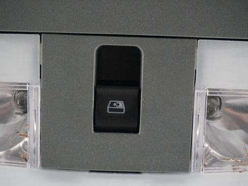 Used 2013 Ford F150 XLT w/ Luxury Equipment Group image 19