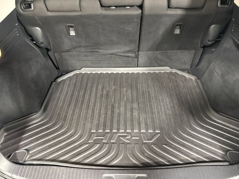 Certified 2017 Honda HR-V EX image 27
