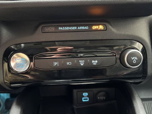 Used 2023 Ford Escape Platinum AWD/4WD image 15