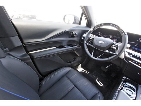 New 2026 Cadillac Lyriq Sport AWD/4WD image 8