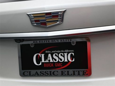 Used 2025 Cadillac XT5 Premium Luxury image 18