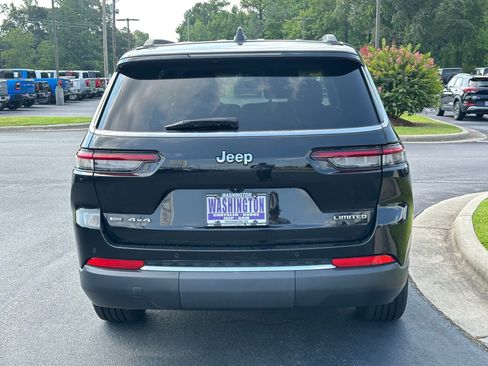 Used 2021 Jeep Grand Cherokee L Limited AWD/4WD image 6