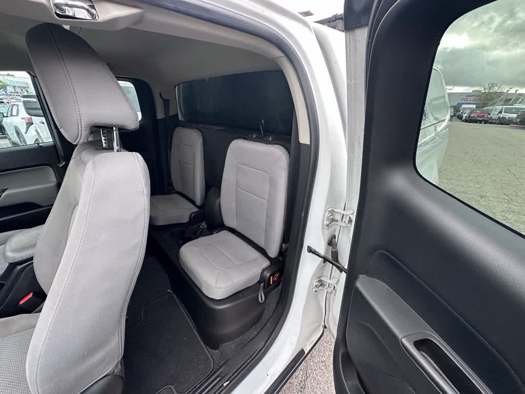 Used 2020 Chevrolet Colorado W/T RWD image 8