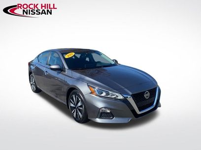 Used 2022 Nissan Altima 2.5 SV