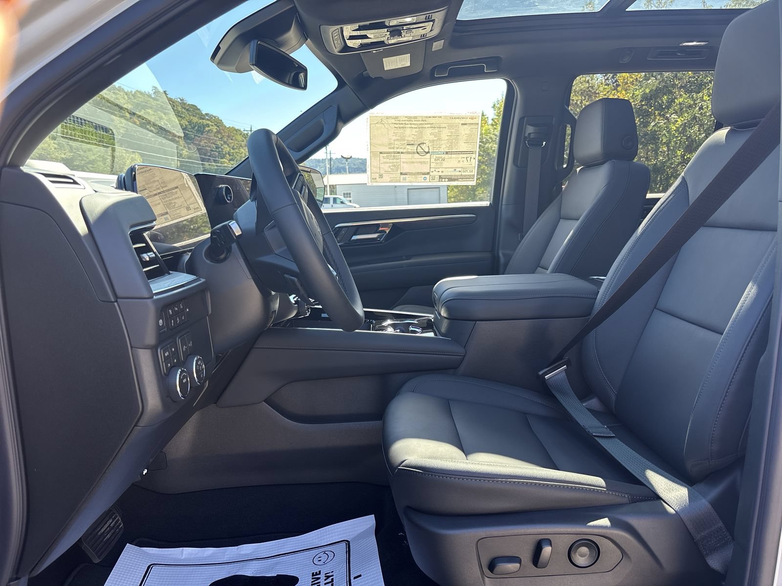 New 2027 Chevrolet Tahoe Z71 w/ Comfort Package AWD/4WD image 14