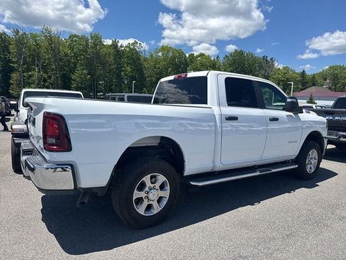 Used 2026 RAM 2500 Big Horn AWD/4WD image 9