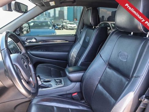 Used 2019 Jeep Grand Cherokee Overland AWD/4WD image 13
