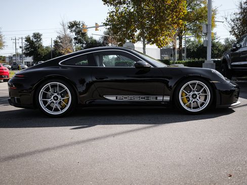 Used 2026 Porsche 911 GT3 RWD image 12