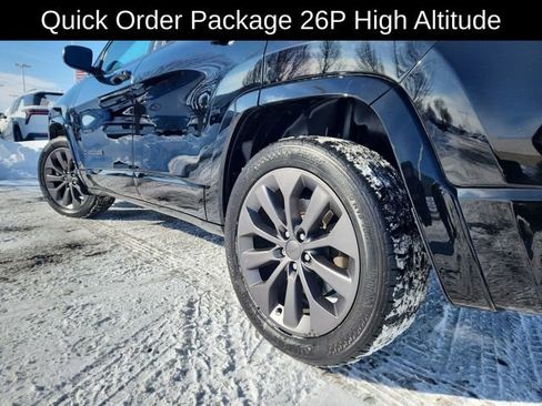 Used 2019 Jeep Cherokee High Altitude image 16