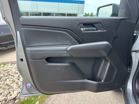 New 2026 Chevrolet Colorado LT w/ LT Convenience Package AWD/4WD image 18