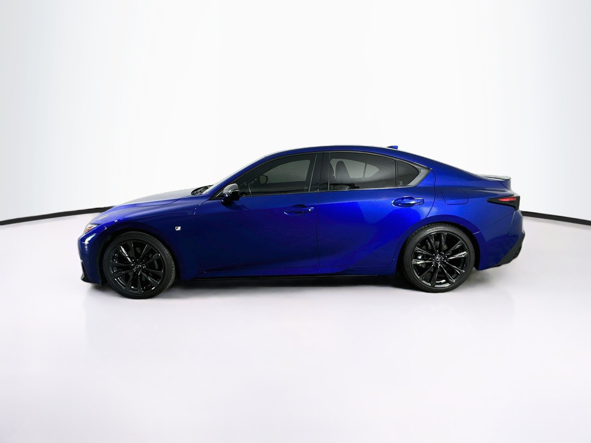 Used 2025 Lexus IS 350 F Sport RWD image 4