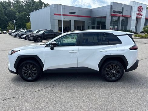 Used 2026 Toyota RAV4 XLE Premium AWD/4WD image 4