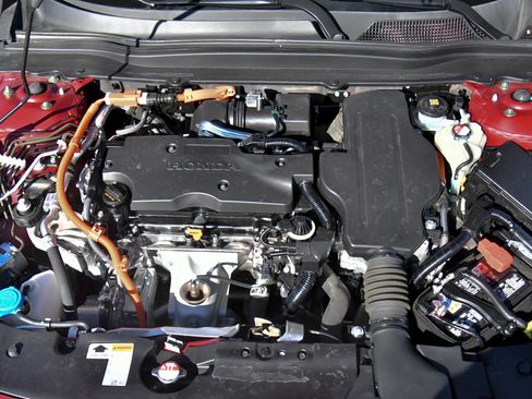 Used 2021 Honda Accord Hybrid image 44