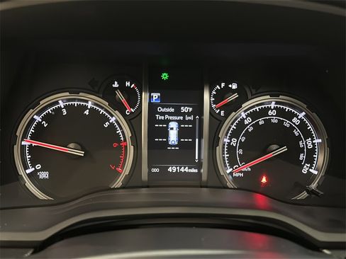 Used 2021 Toyota 4Runner Limited image 23