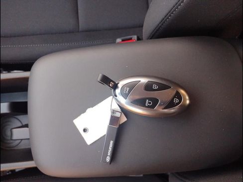 New 2026 Hyundai Kona SE image 30