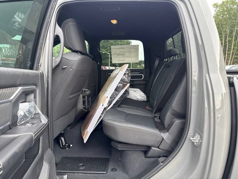 New 2026 RAM 2500 Big Horn AWD/4WD image 20