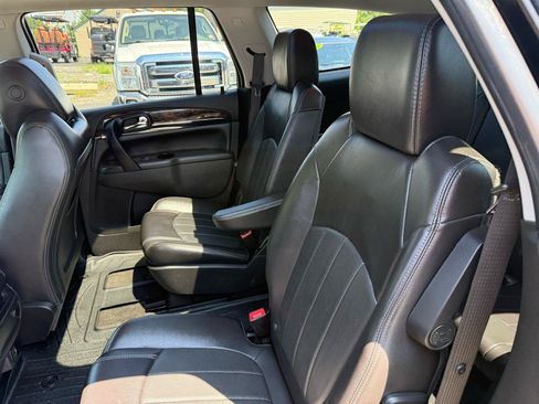 Used 2017 Buick Enclave Premium w/ Experience Buick Package AWD/4WD image 27