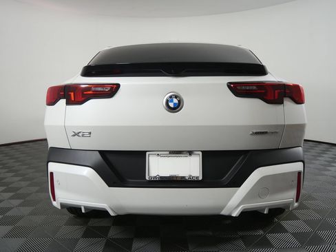 New 2026 BMW X2 xDrive28i w/ Technology Package AWD/4WD image 4