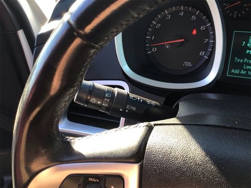 Used 2012 Chevrolet Equinox LT image 18