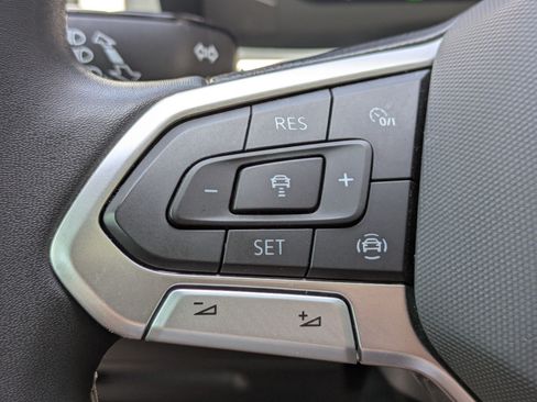 Used 2022 Volkswagen Atlas SE w/ Panoramic Sunroof Package AWD/4WD image 13