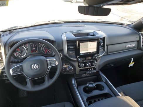 New 2026 RAM 1500 Big Horn AWD/4WD image 15