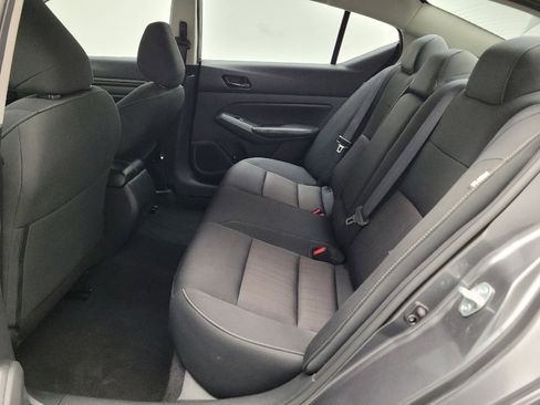 Used 2024 Nissan Altima 2.5 SV image 18