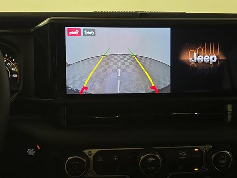 Certified 2025 Jeep Wrangler Unlimited Rubicon AWD/4WD image 20