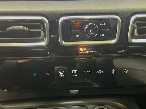 New 2026 Nissan Sentra SV FWD image 11