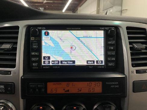 Used 2008 Toyota 4Runner Limited AWD/4WD image 28
